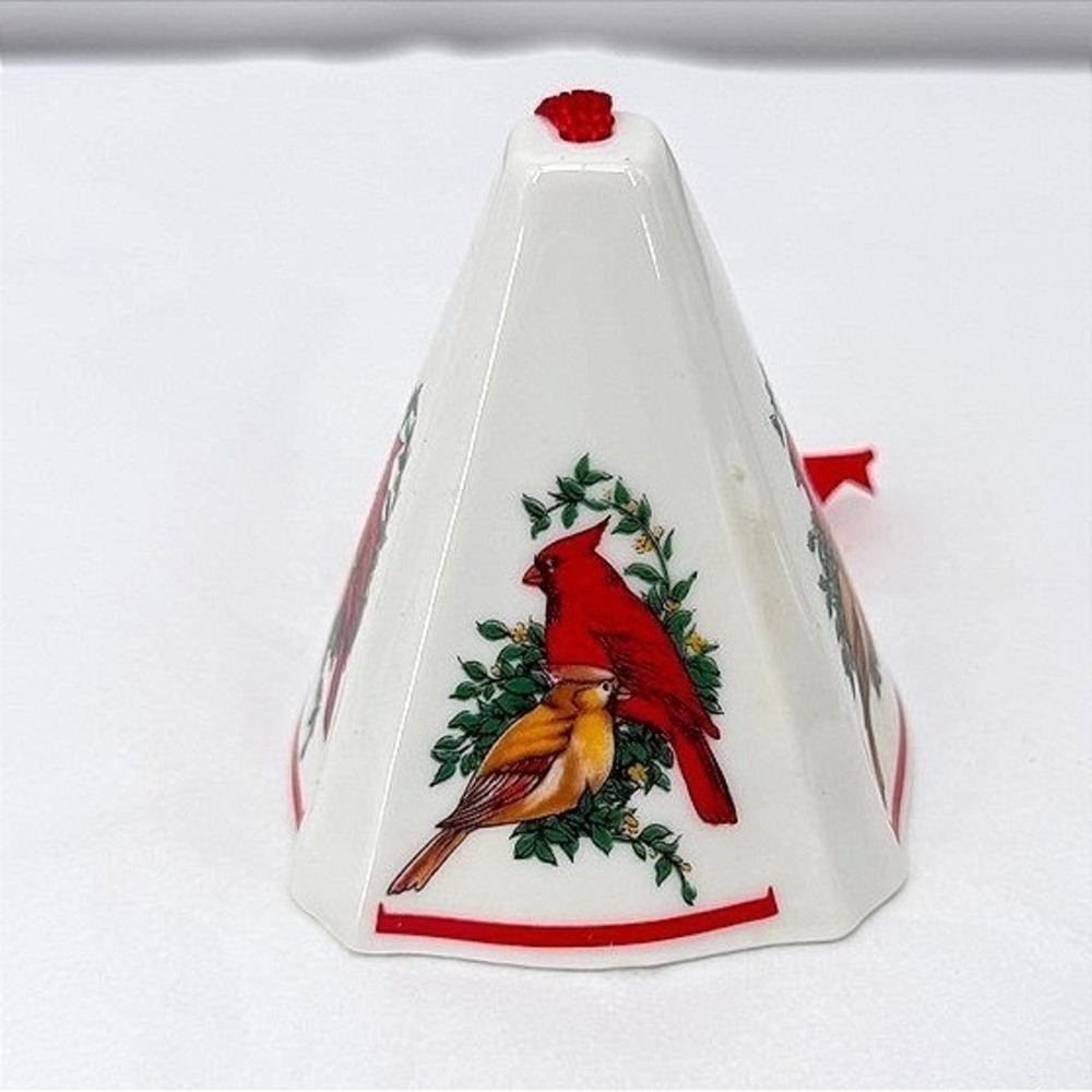 VTG Porcelain Pomander Christmas Ornament Potpourri Fragrance Pryramid Cardinal